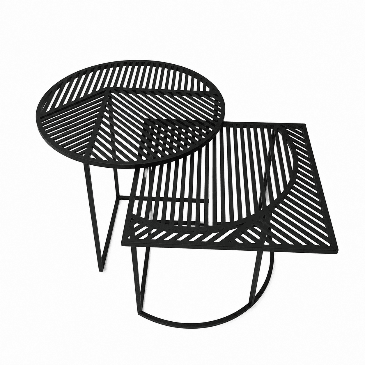 SCULPTURAL TABLES MADE TO STAND OUT